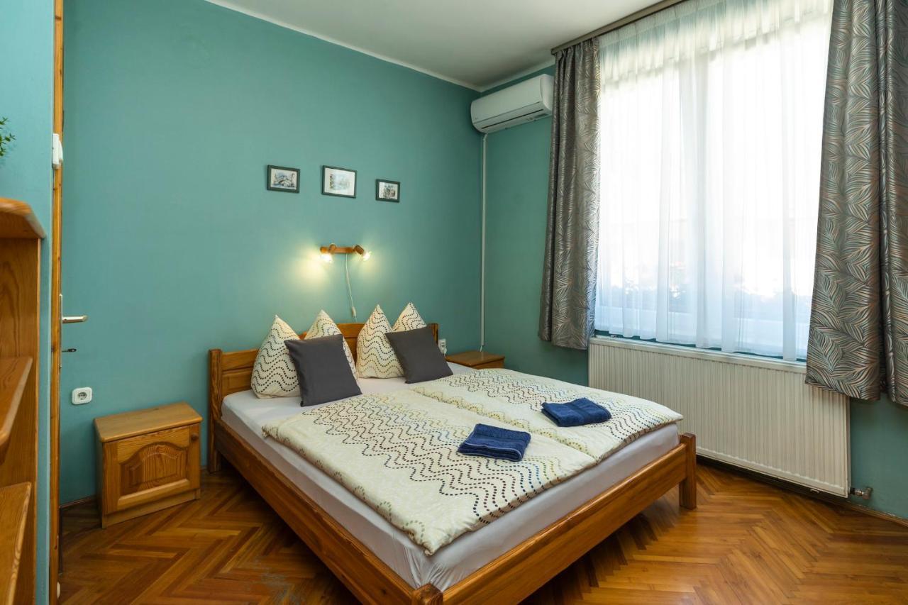 Cecey Vendeghaz Bed & Breakfast Eğri Dış mekan fotoğraf