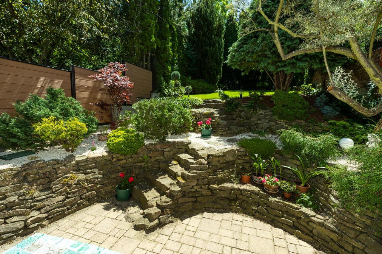 Cecey Vendeghaz Bed & Breakfast Eğri Dış mekan fotoğraf